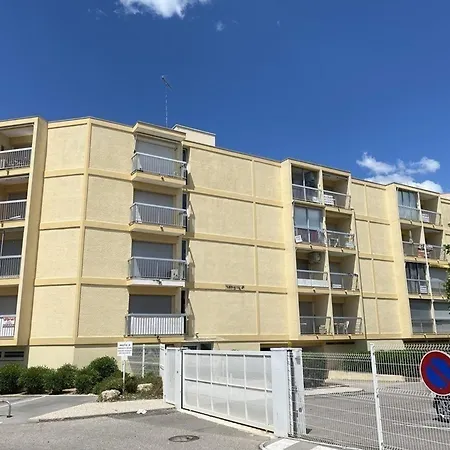 T1 A Avec Climatisation Et Parking - Fr-1-553-284